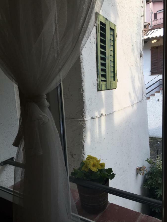 Bed and Breakfast Casa Del Nespolo Pilzone Екстер'єр фото